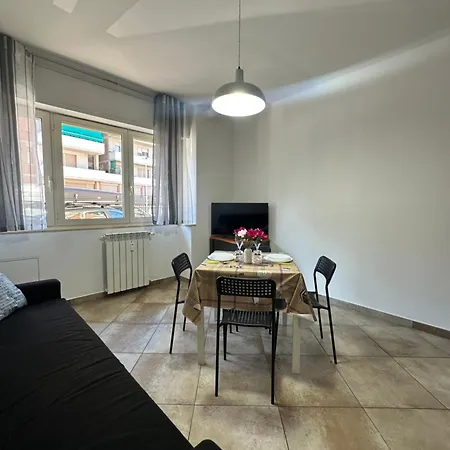 Daire New Smart Flat - Parking & Tram Stop